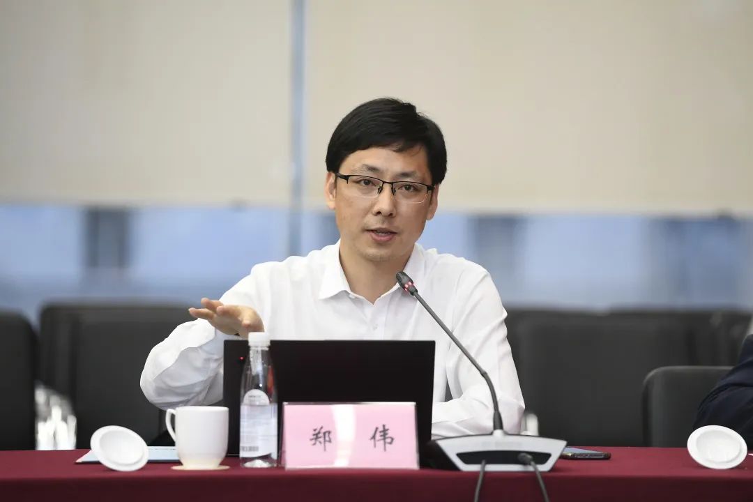 游艇会yth0008集团与杭报集团签订战略合作协议(图3)